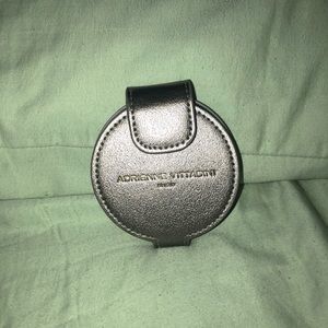 Compact charging mirror